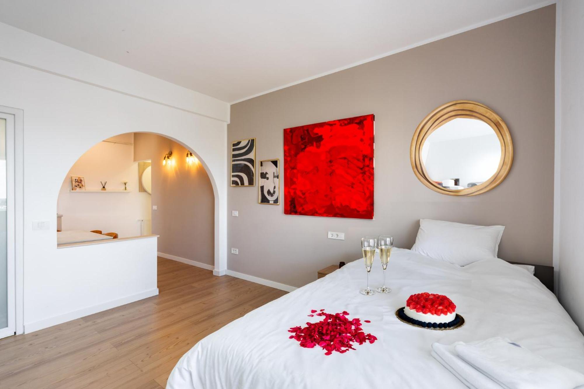 Sunset - Luxury Studio On Calea Victoriei Bükreş Dış mekan fotoğraf